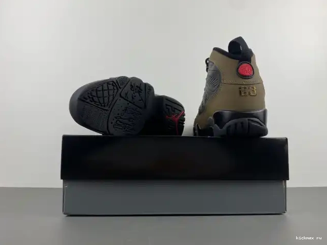 Rep MAX Air Olive HV4794-030 9 Jordan 0531